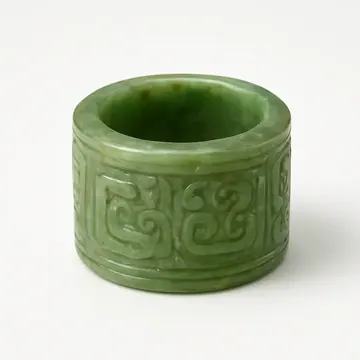 翡翠指輪（漢代）